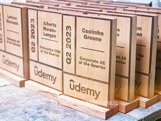 Custom Award Plaques-Trophies & Awards