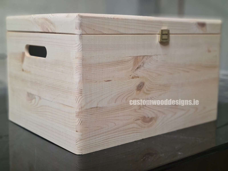 Load image into Gallery viewer, Pine Box MPB3 Custom Wood Designs __label: Upload Logo unbranded-pine-box-mpb3-49180132639063
